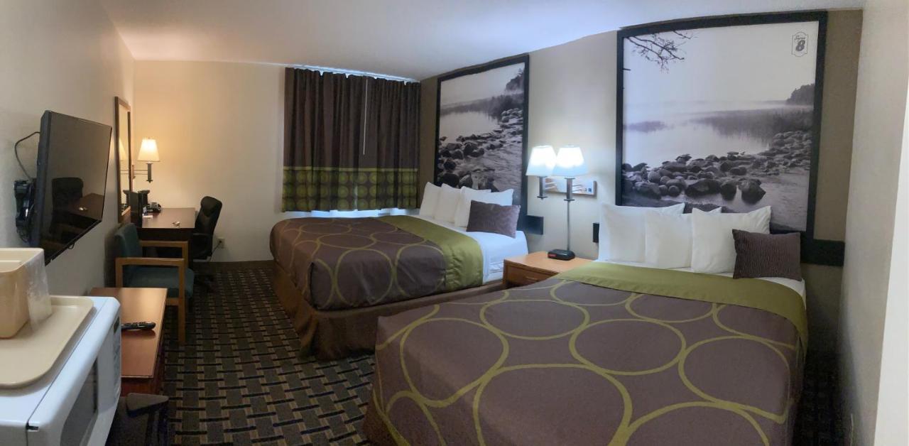 Super 8 By Wyndham Chisago City Exterior photo